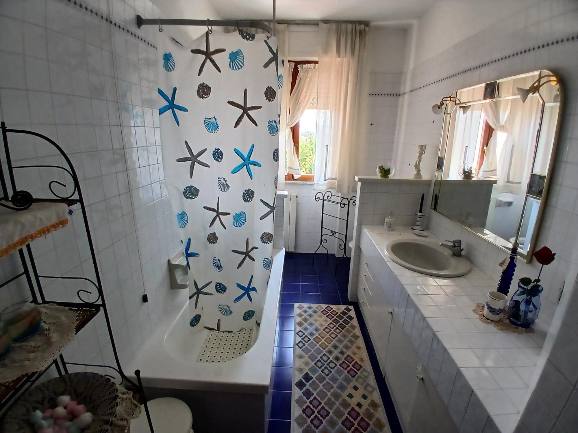 Il Melograno B&B With Private Bathrooms Aulla Extérieur photo