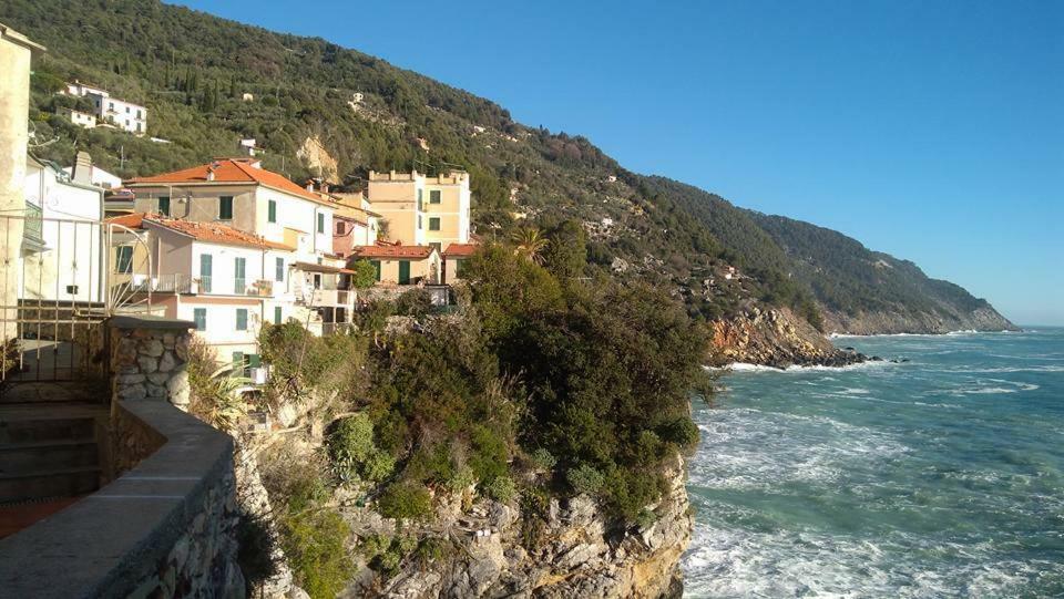Il Melograno B&B With Private Bathrooms Aulla Extérieur photo